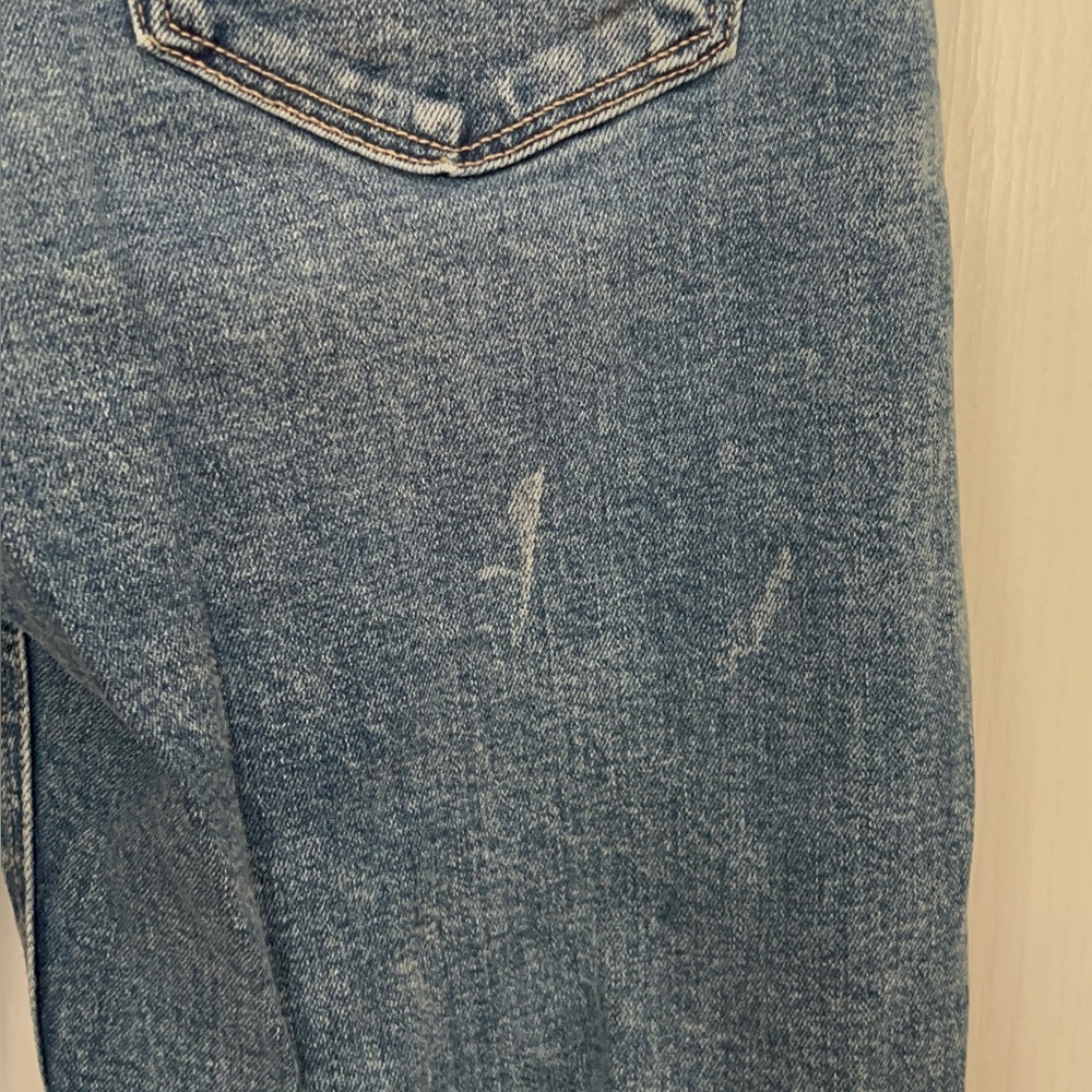 American Eagle Ripped Mom Jeans - Picture 4 of 6
